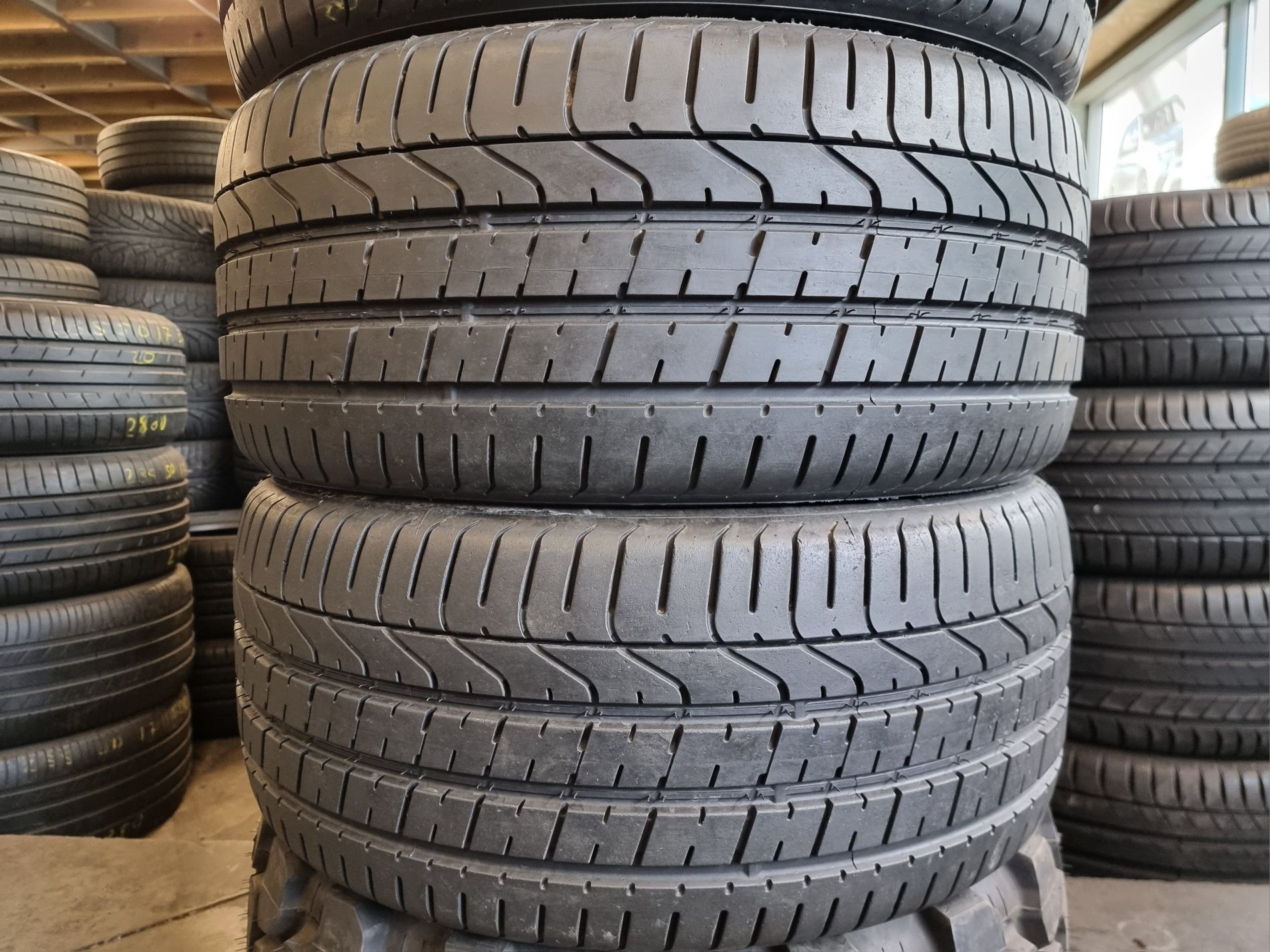 Шини літні 245х45хR20-275х40хR20 Pirelli PZero 4 шт 95% Протетор