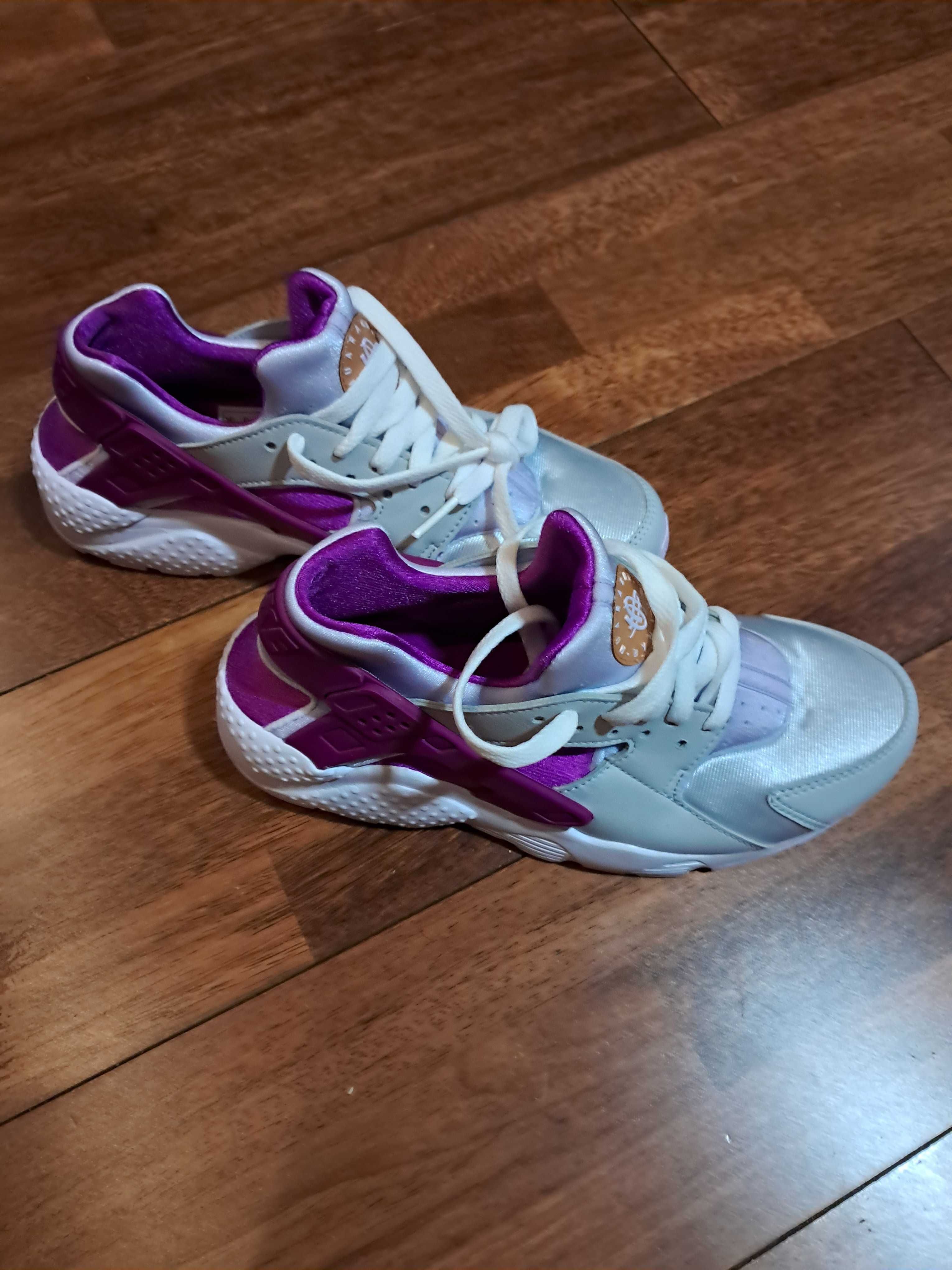 Buty Nike Huarache Run dziewczęce