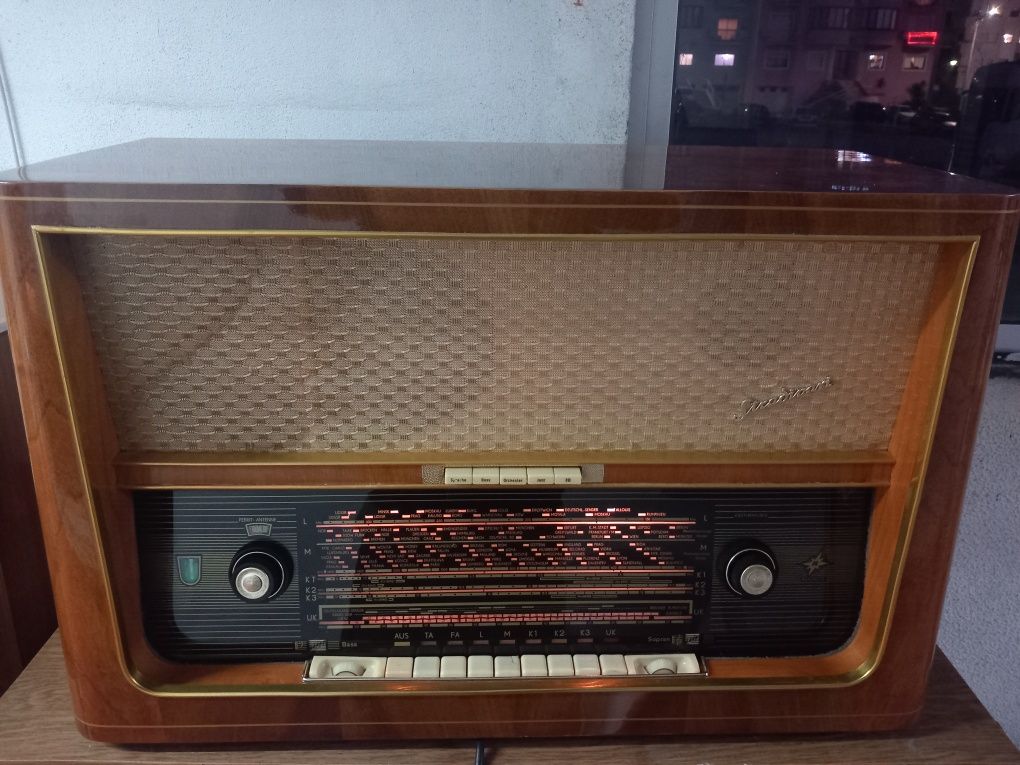 Radio antigo  vintage