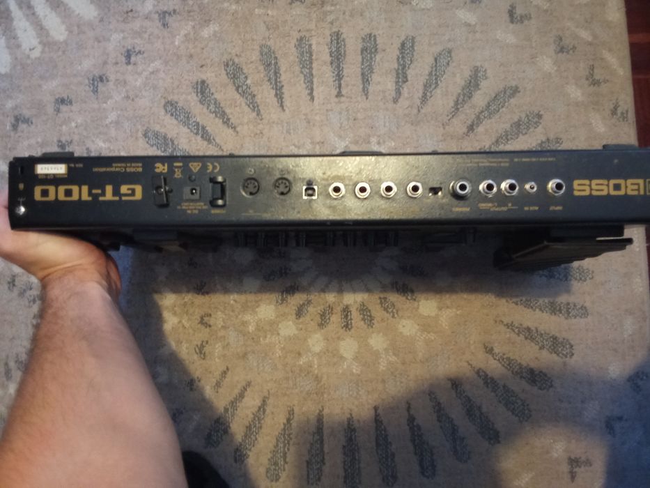 Boss gt100 - pedaleira