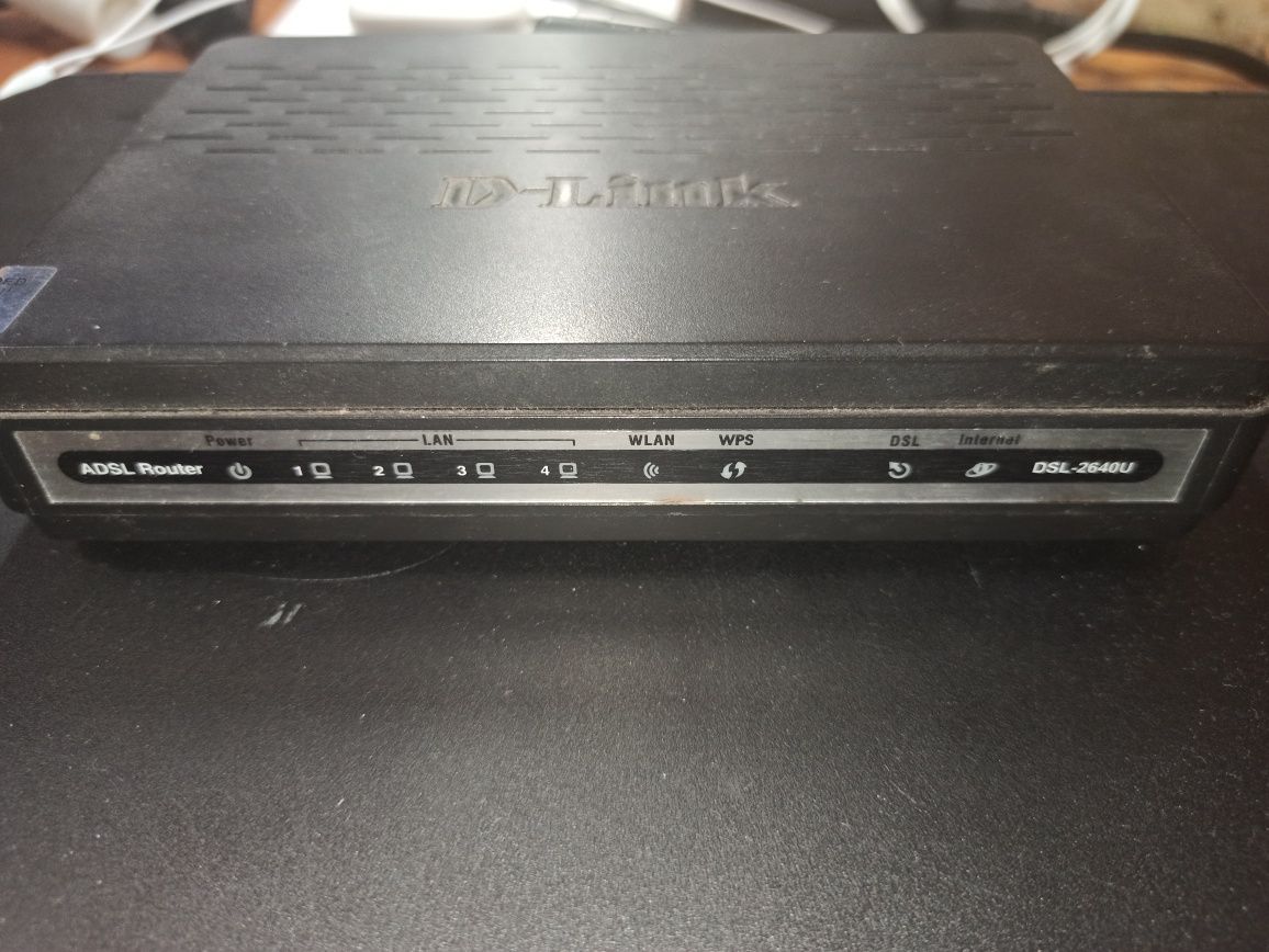 Роутер D-Link DSL-2640U