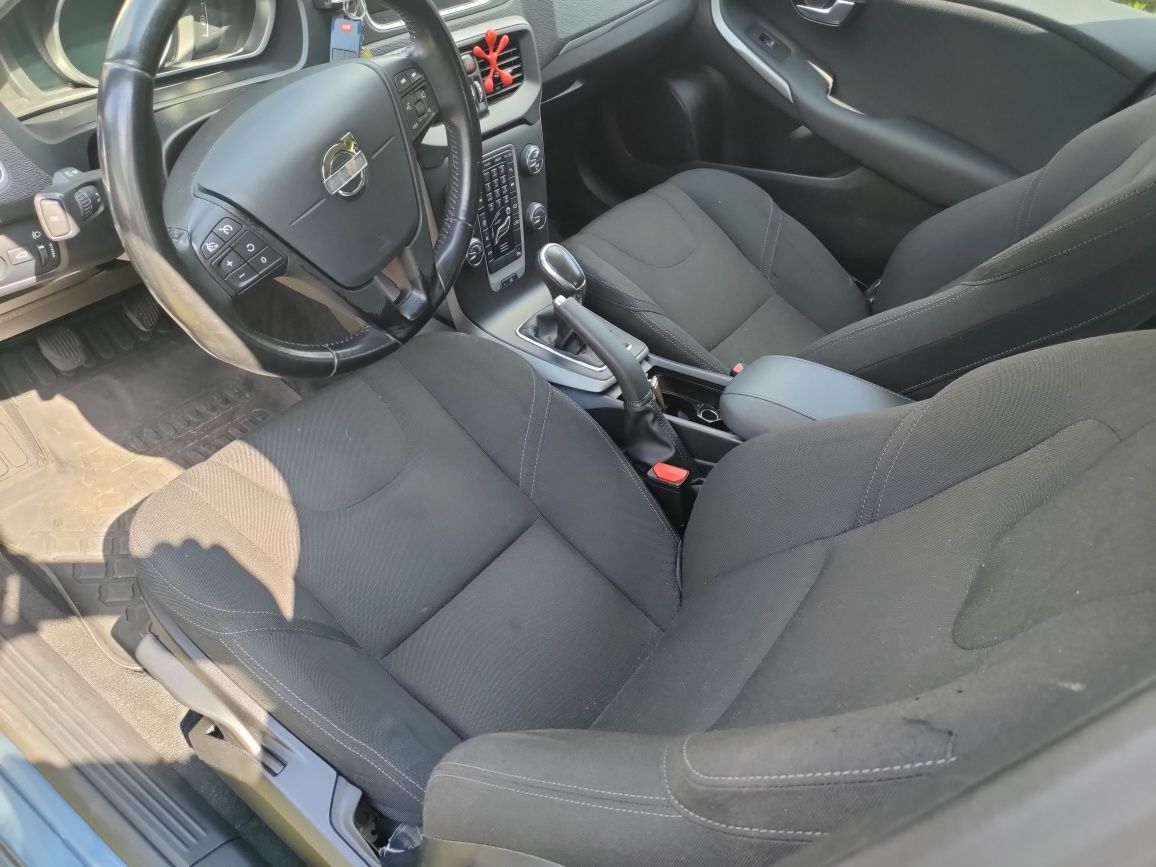 Sprzedam Volvo V40