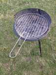 Grill na węgiel metalowy