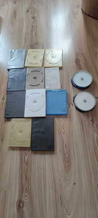 Sprzedam PŁYTY CD/ DVD plus Trójnog VELBON TRIPOD