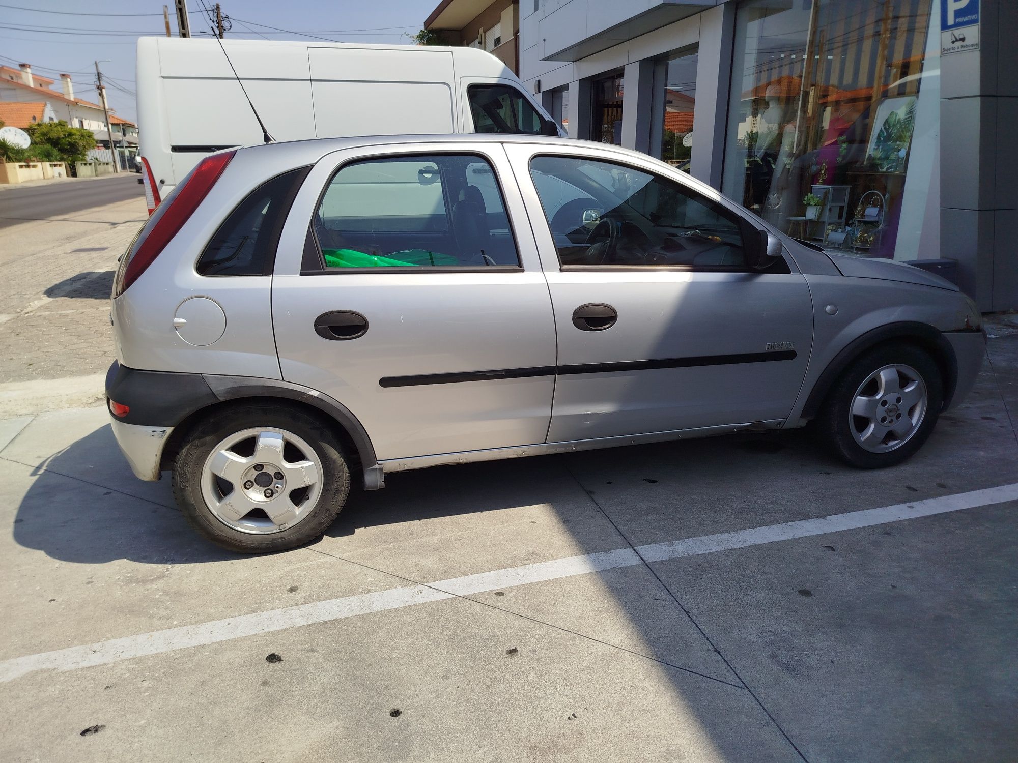 Opel Corsa 1.7 DI - Gasóleo 2002