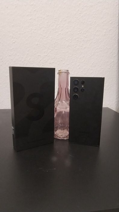 Samsung Galaxy S22 Ultra SM-S908B/DS - 512GB