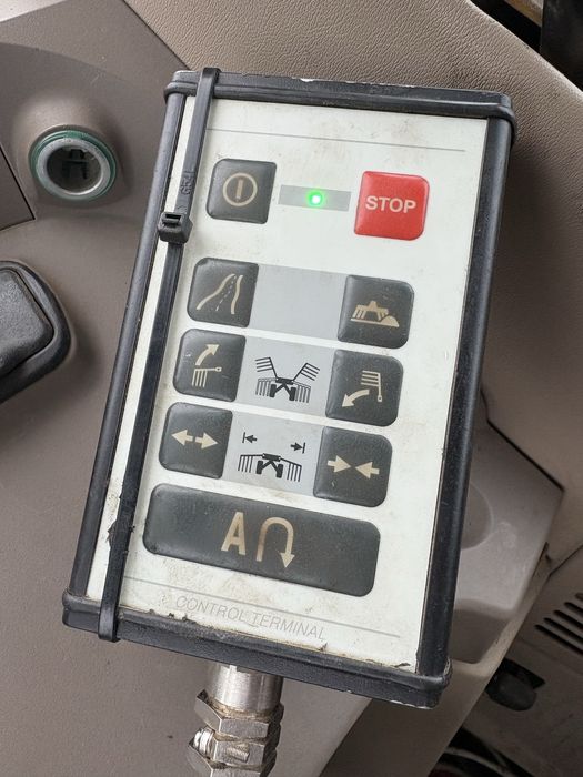 Zgrabiarka liner 3000,4 gwiazdowa sterownik /nie krone