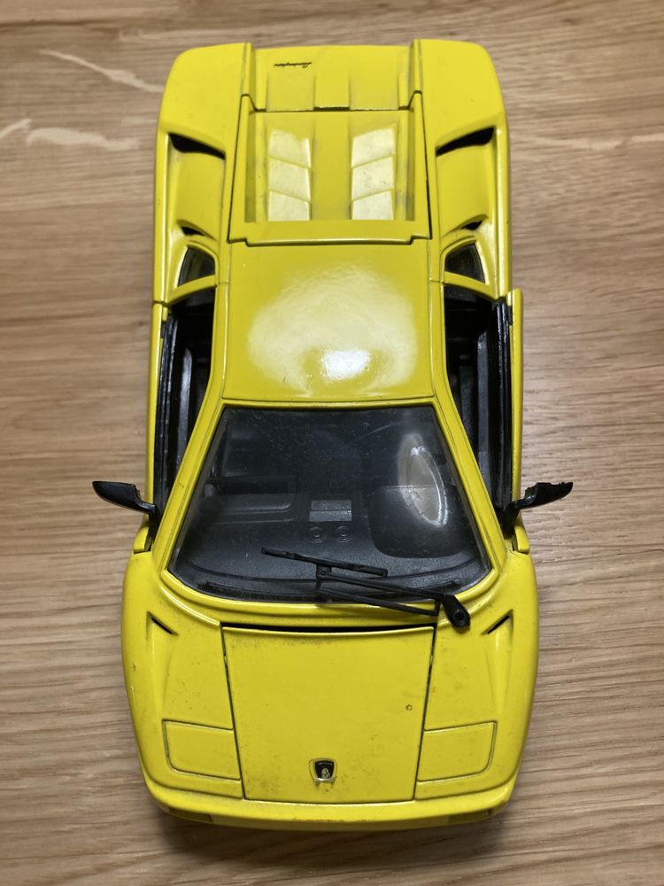 Maisto 1/24 1:24 Lamborghini Diablo