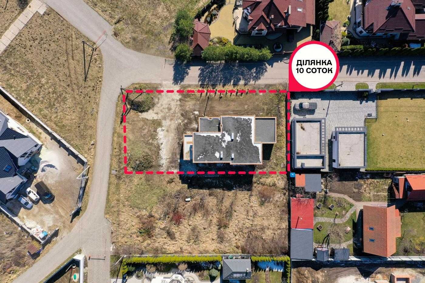 Елітний двоповерховий будинок