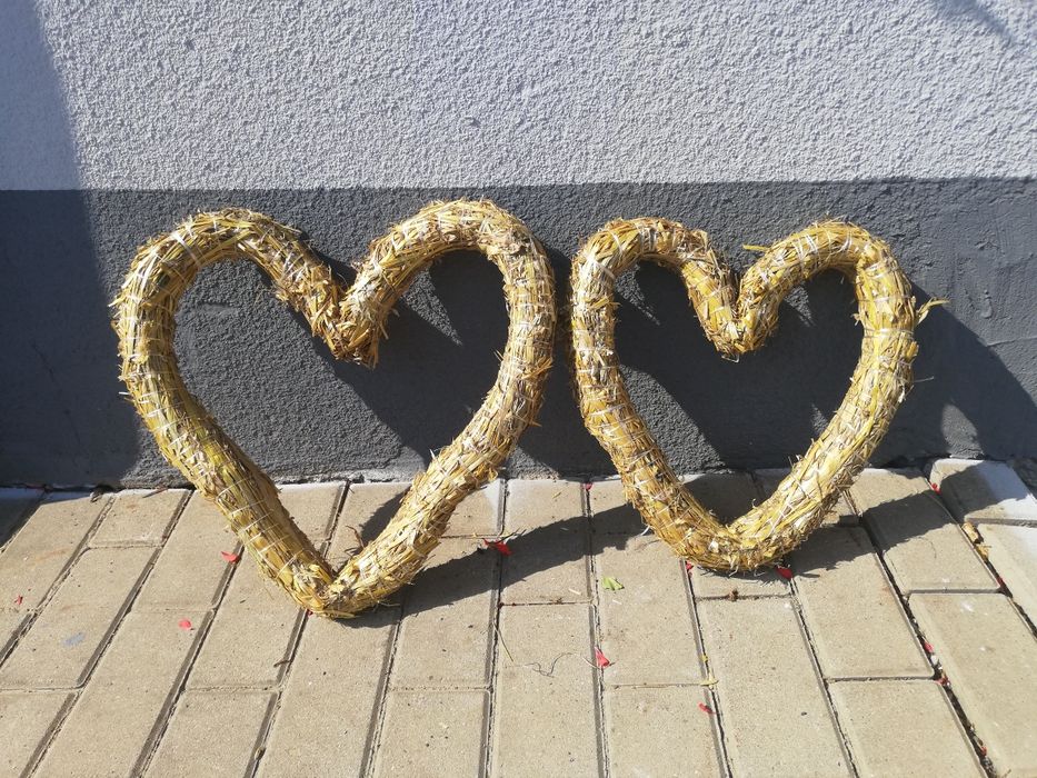Serce ze słomy, serca słomiane, serce na drucie