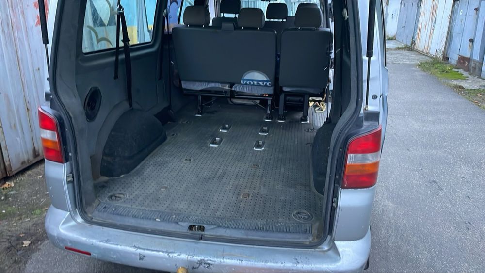 Volkswagen T5 2.5 Long