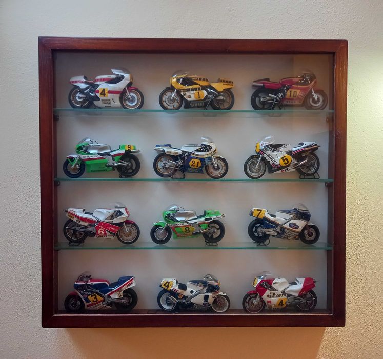 Motos modelismo escala 1/12