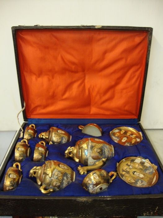 Serviço de chá em cerâmica japonesa