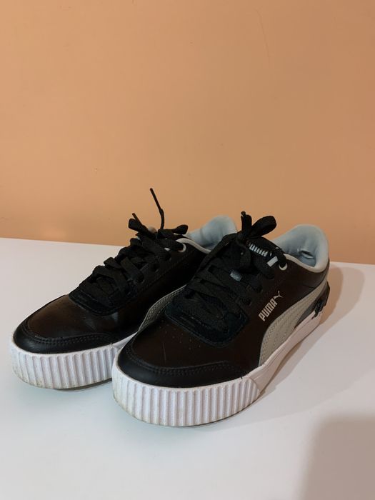 Кеди Puma. Чорного кольору