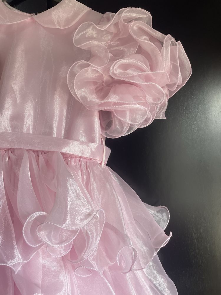 Vestido rosa com laço