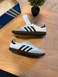 Prędkość światła\transport* DamskieAdidasSamba WhiteUnisexTrampki 39