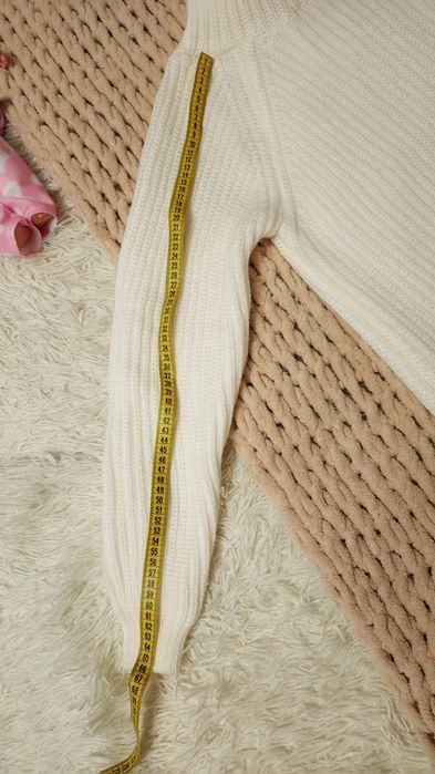 Жіноча тепла в'язана  светр -туніка.