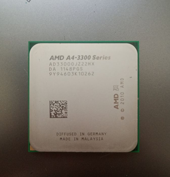 AMD A4-3300 FM1 • 2.5 ГГц • Radeon HD 6410D • Отличное состояние