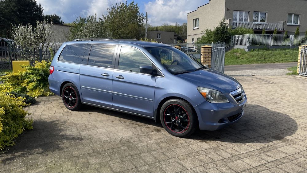 Honda Odyssey 2006r., 8 osób, LPG, Felgi 19” Honda Type-R, multivan