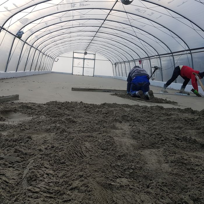 Wylewki posadzki mixokretem, mixokret. Układanie styropianu.STYROBETON