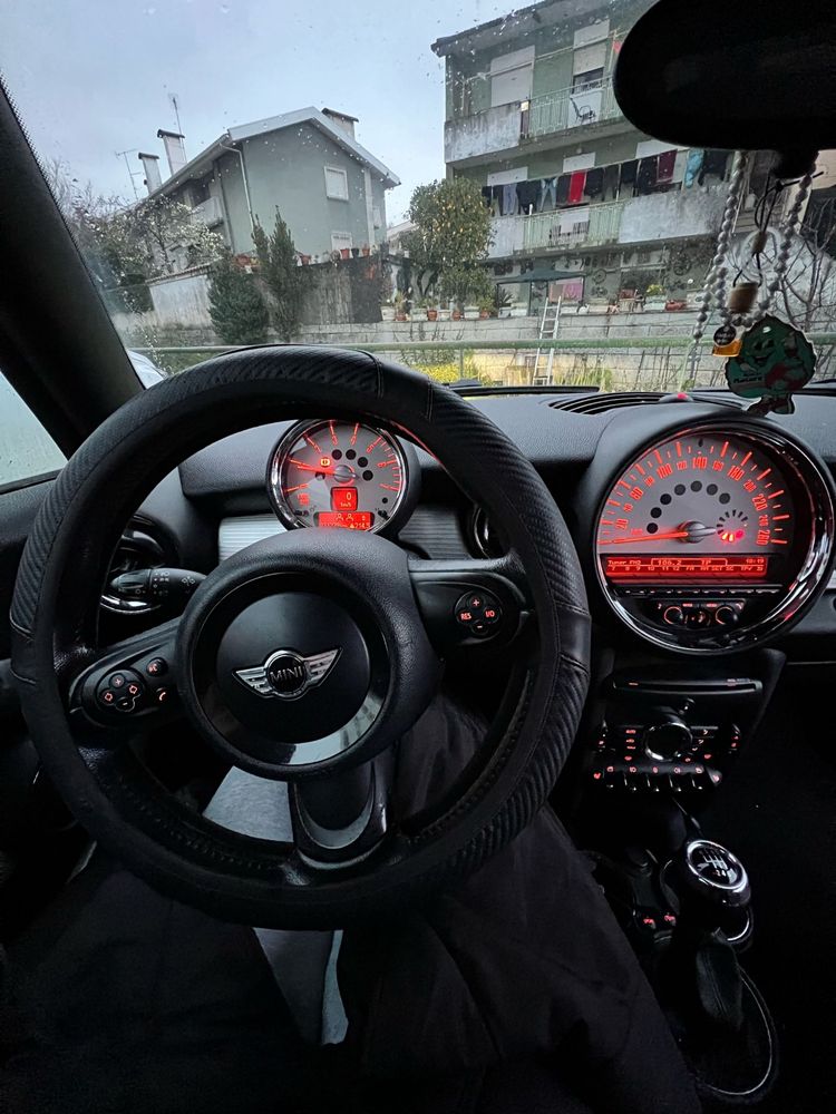 Mini Cooper SD 2.0cc 143cv