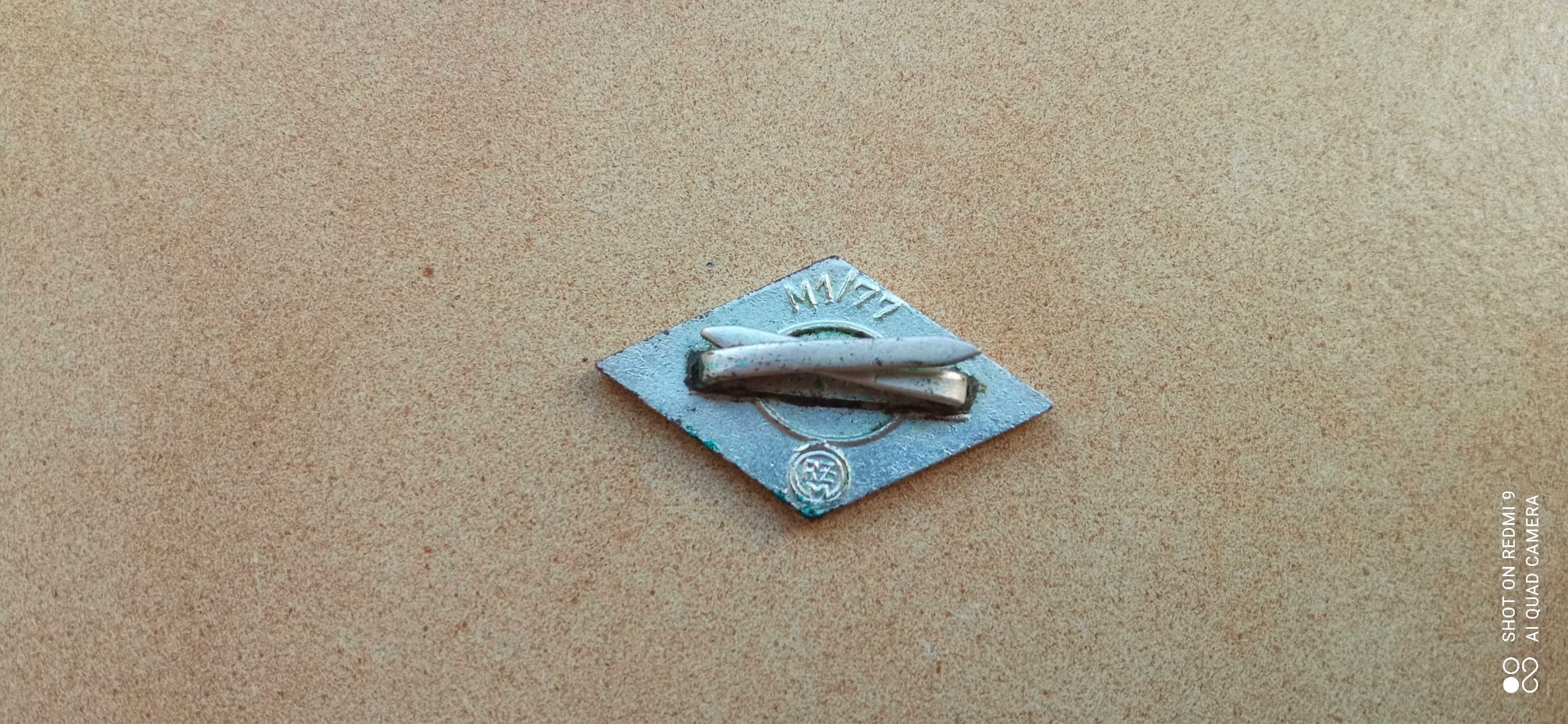 Odznaka HJ Wpinka Pin Rombik Hitlerjugend Sygnowane RZM ORYGINAŁ