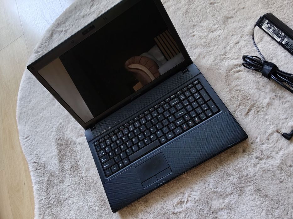 Sprzedam Laptopa Lenovo