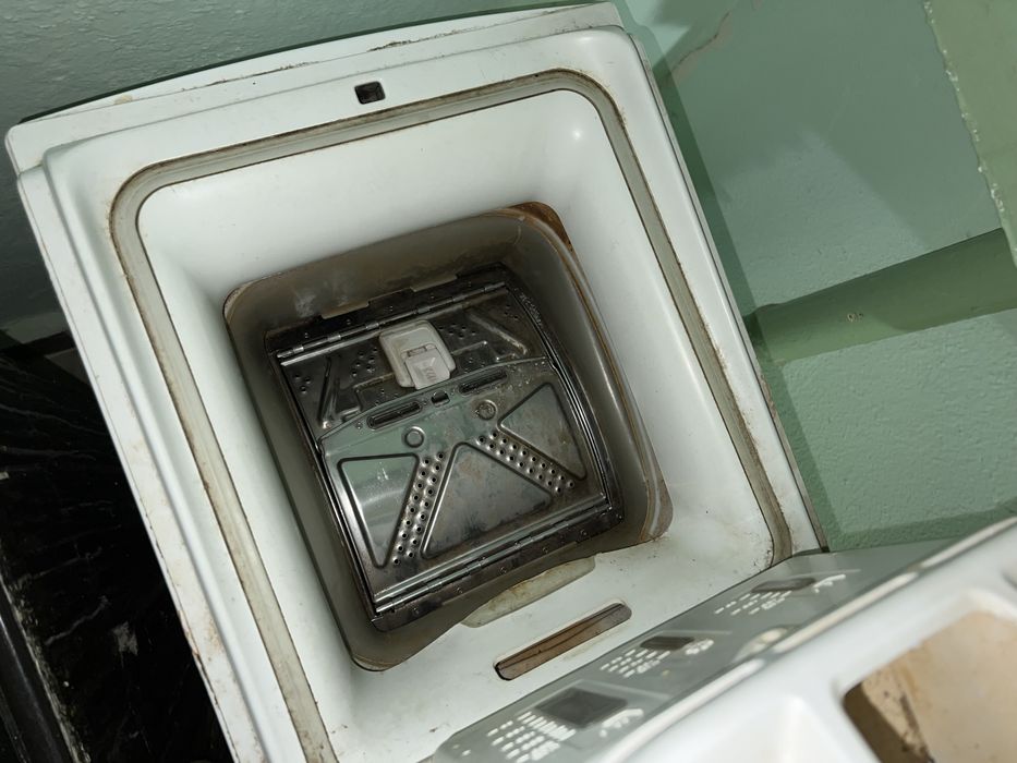 Пральна машина Whirpool вертикальна