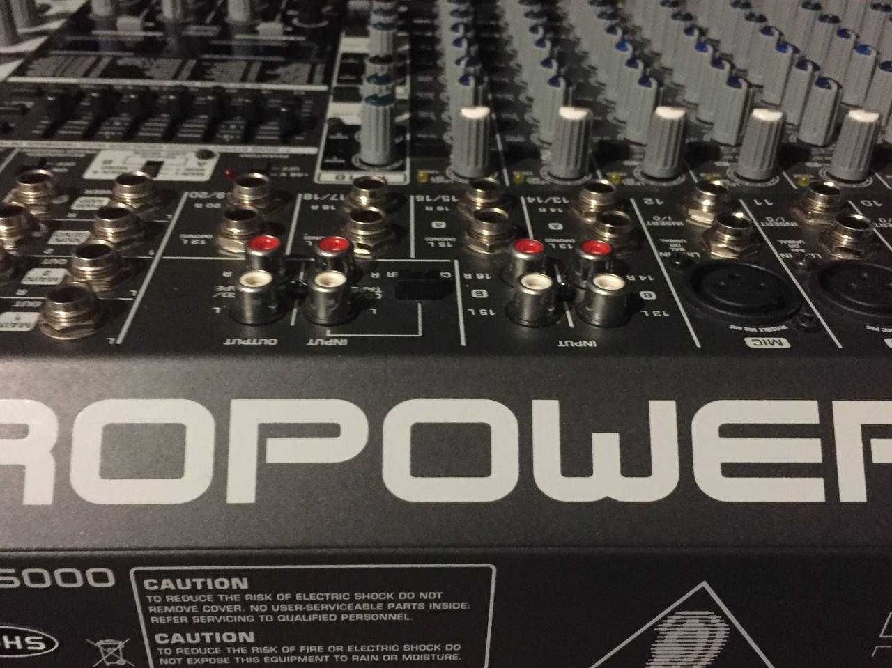 BEHRINGER PMP 5000 Микшерный пульт