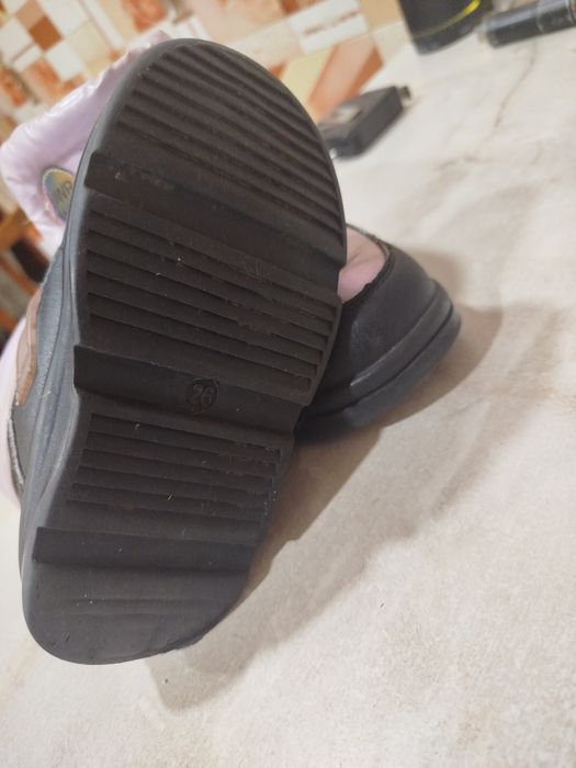 Зимові дитячі черевики