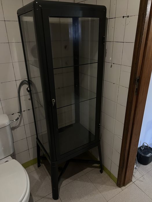 Vitrine IKEA azul