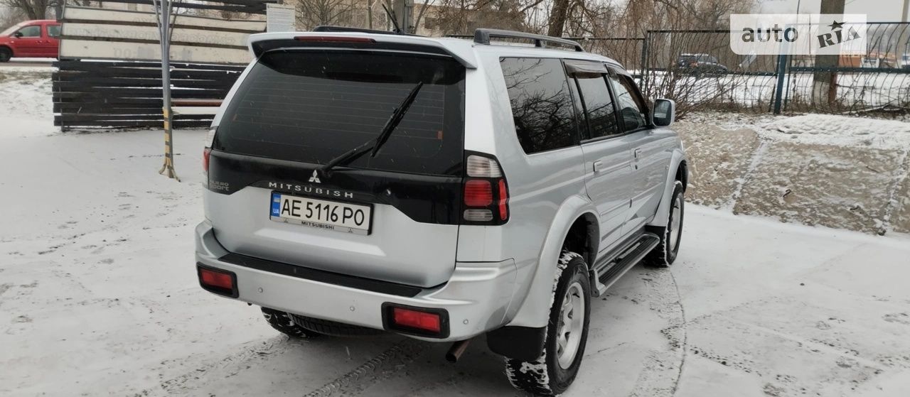 Mitsubishi Pajero Sport I