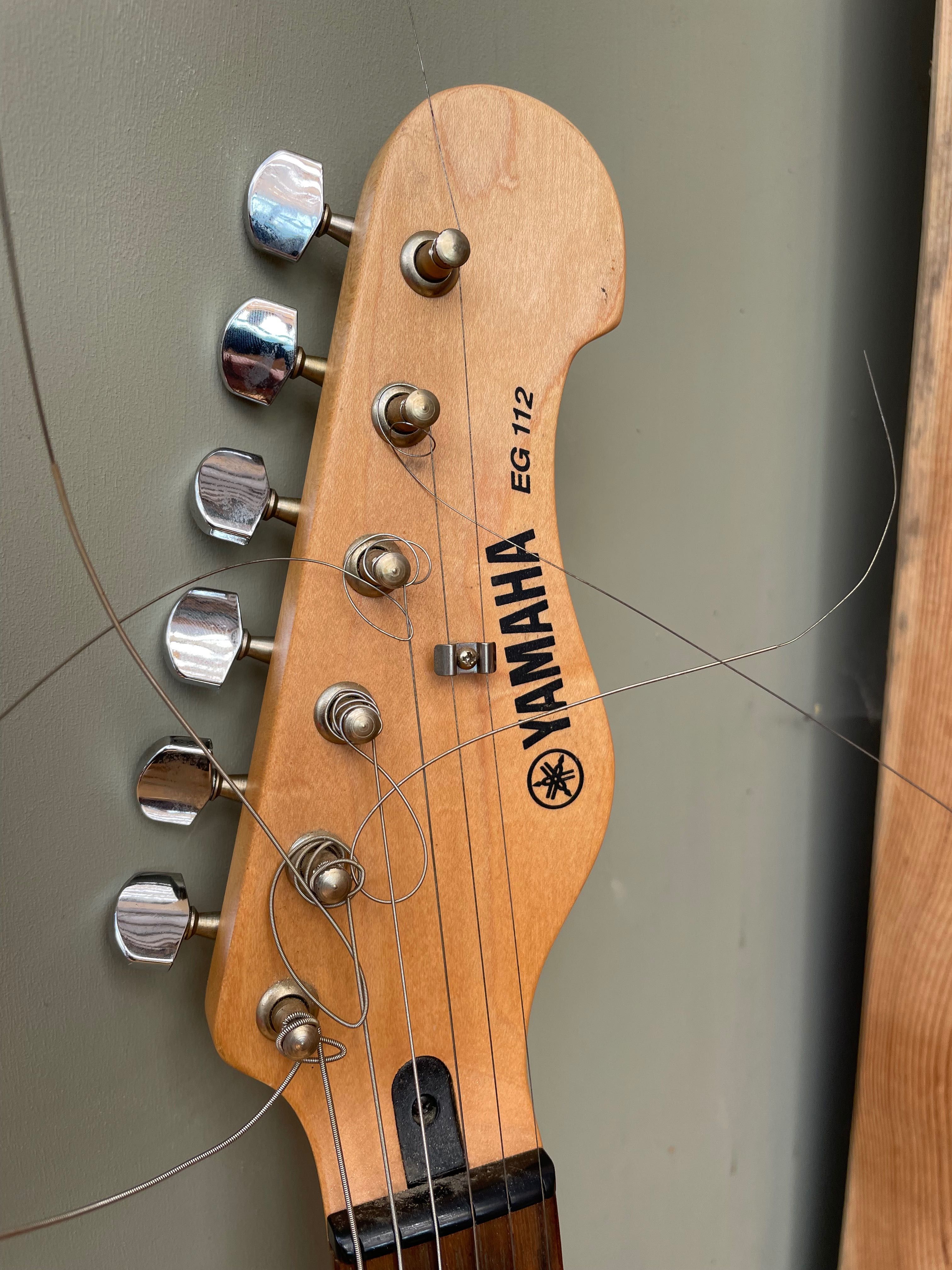 Yamaha EG 112 Black Gitara Elektryczna