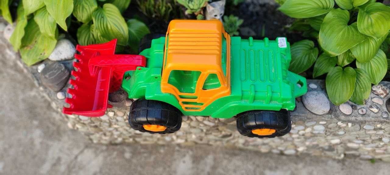 Продам детский трактор