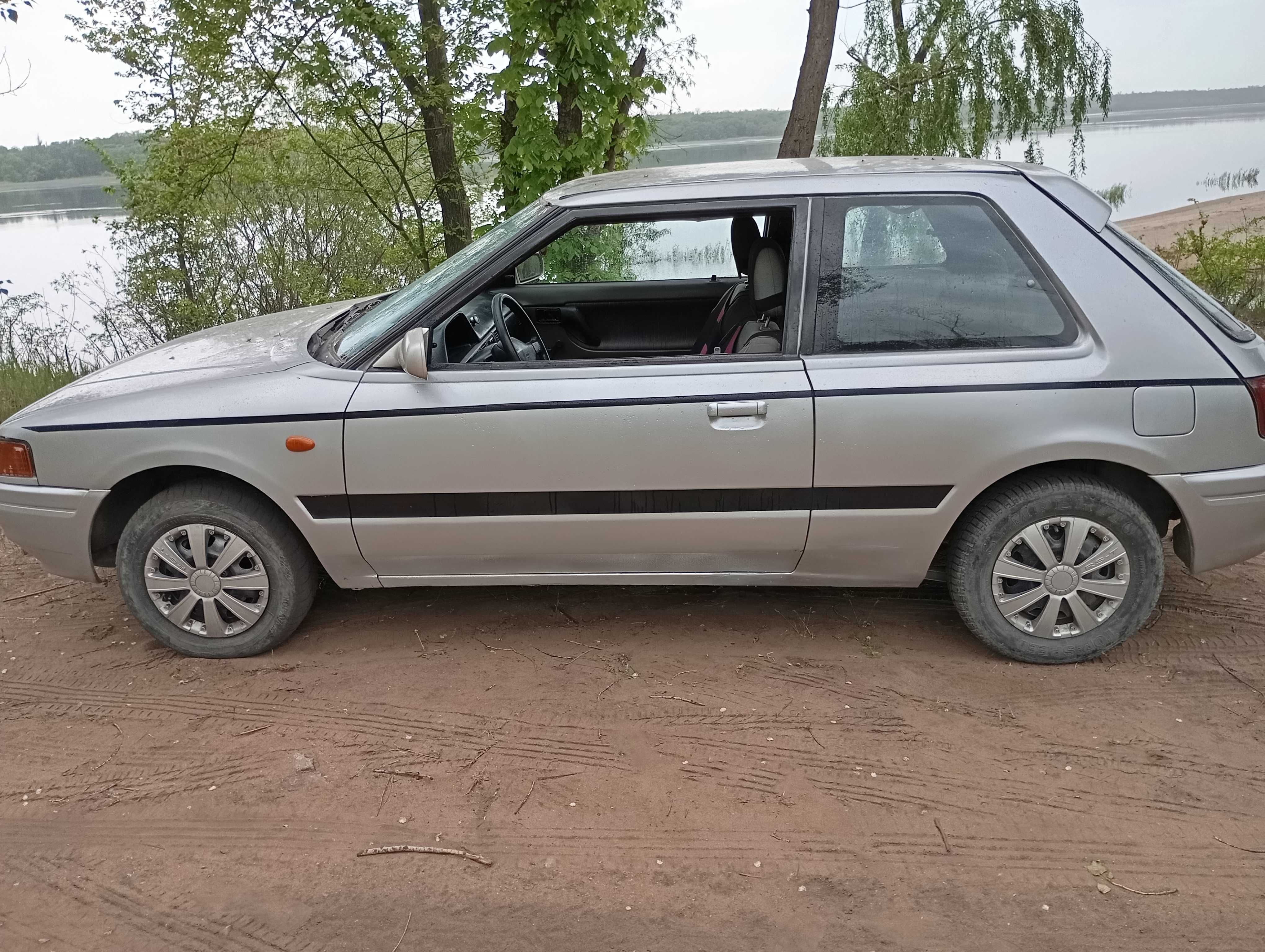 В рассрочку Mazda 323 на газу евро 4 в идеале