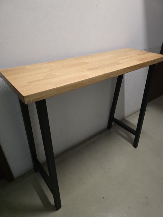 Mesa alta para cozinha