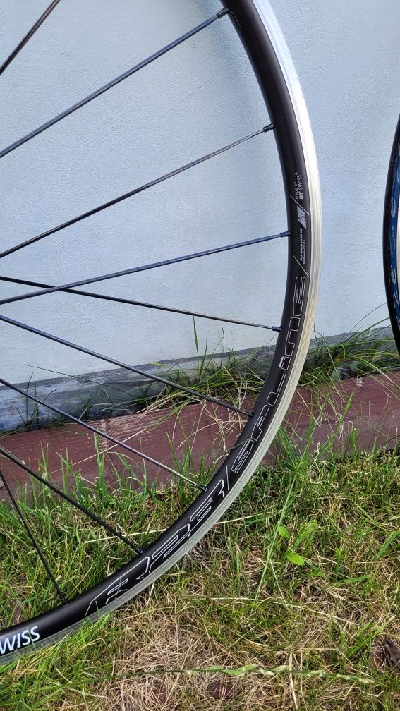Koła dt swiss spline r23 szosa