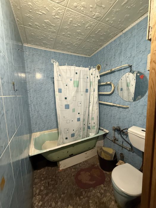 3 кімнатна,Дніпровський,Трегубова 38