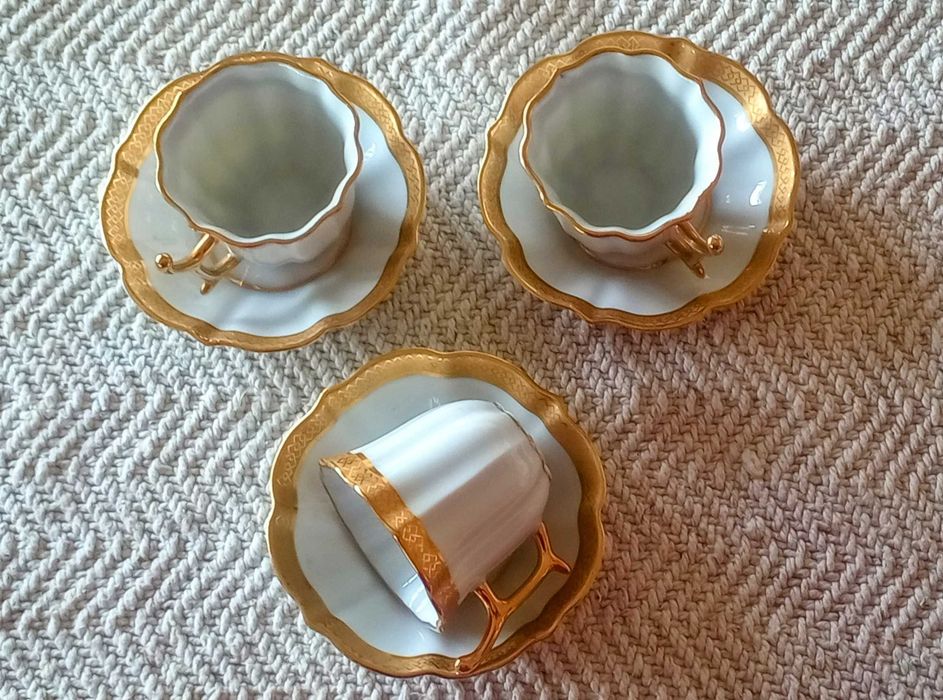 3 lindas chávenas antigas de café de Porcelana "Limoges"