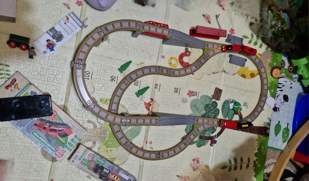 Деревянная железная дорога Брио