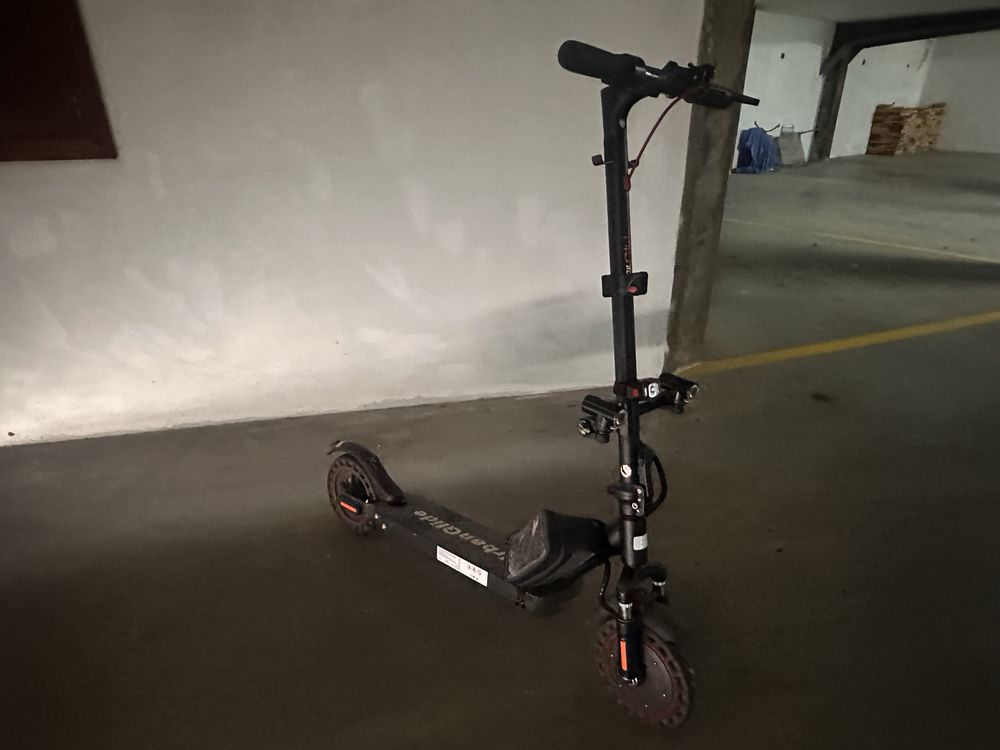 Trotinete eletrica Urbanglide com farois