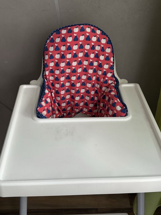 Krzesełko do karmienia antilop z dodatkami