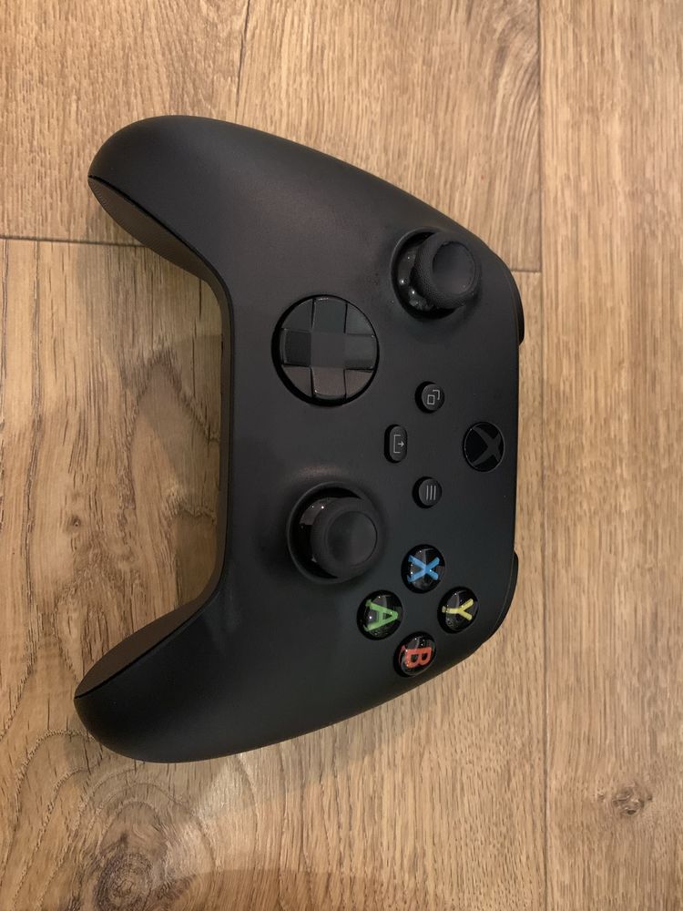 XBOX Series X / 2 pady / Ładowarka do padów / 6 gier