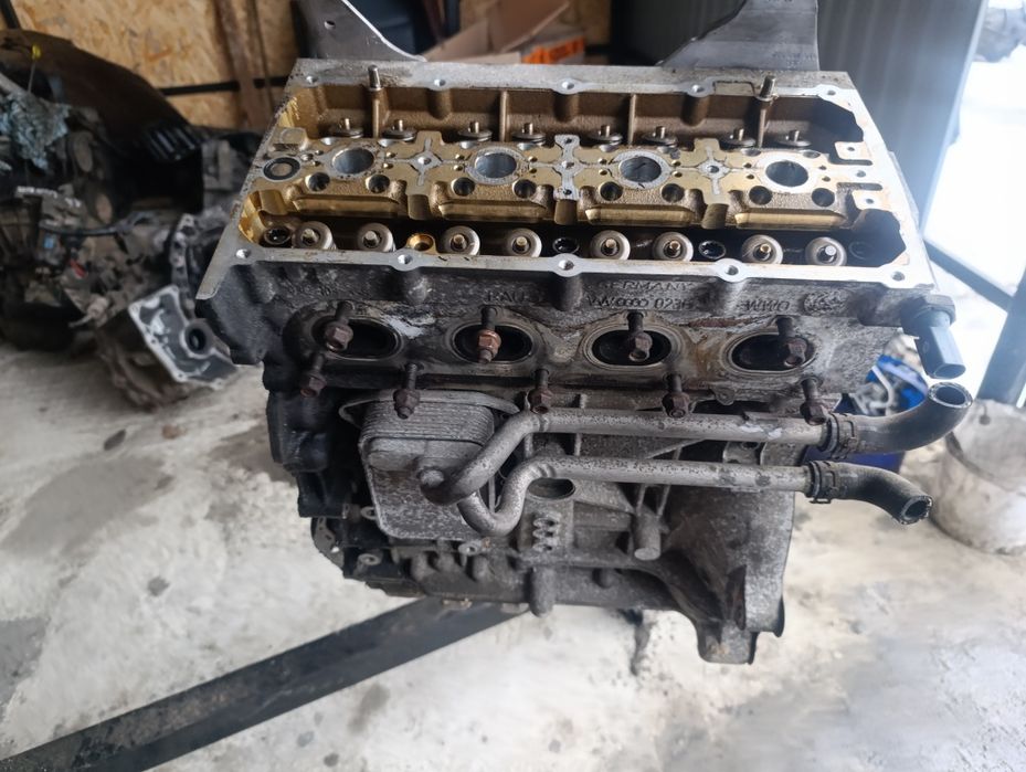 Двигун 1.6 Fsi блок BLS Passat b6 Golf 5 Touran Octavia Audi A3