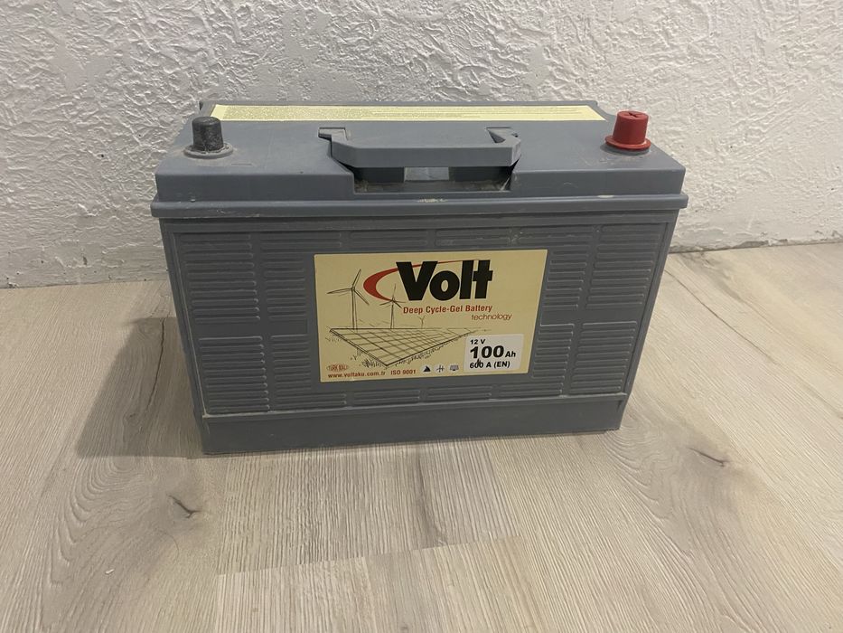 Гелевий акумулятор