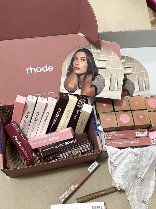 Rhode‼️ блиски,рум’яна,олівці,пептидні бальзами