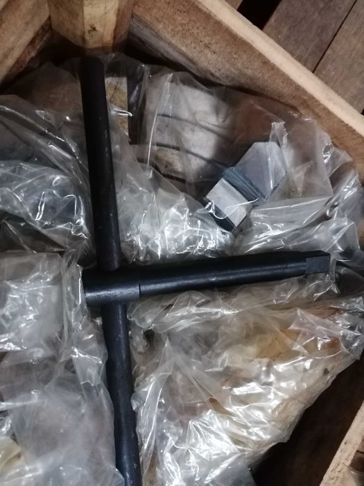 Prato 4 grampos torno mecânico