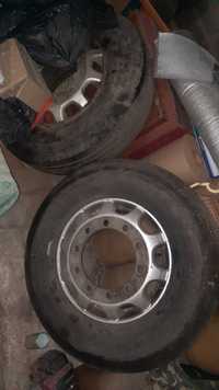 Диски легкосплавные 22..5  с резиной 295/80 R 22.5