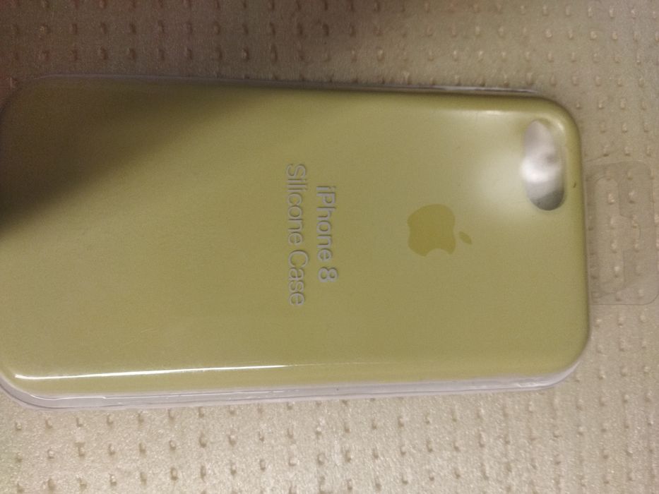 Чехлы на айфон 8 / 7