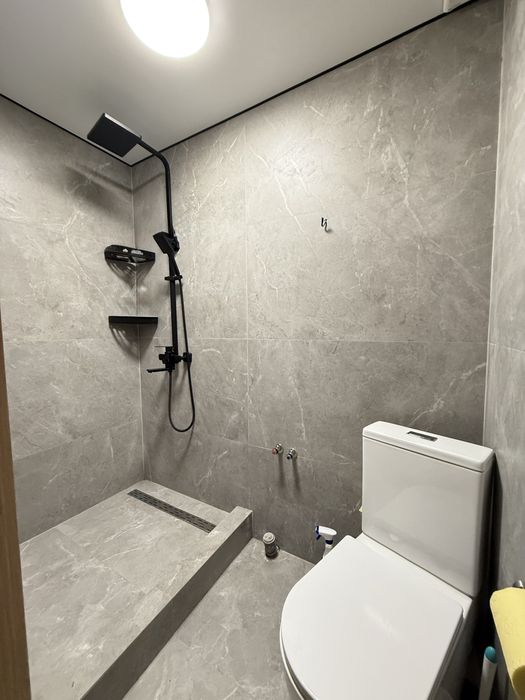 Сучасний новий будинок у передмісті! Продаж